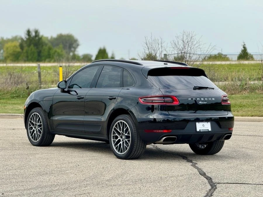 2017 Porsche Macan - Image 7 of 20