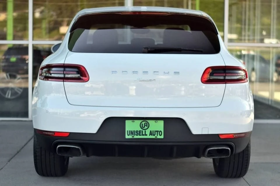 2017 Porsche Macan - Image 6 of 20