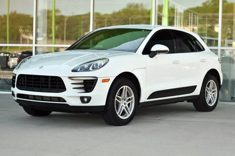 2017 Porsche Macan - Image 3 of 20