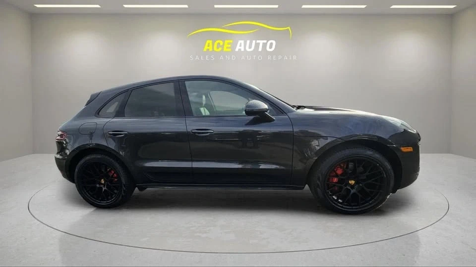 2017 Porsche Macan GTS - Image 5 of 19