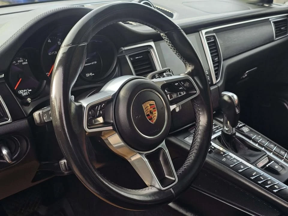 2017 Porsche Macan GTS - Image 15 of 19