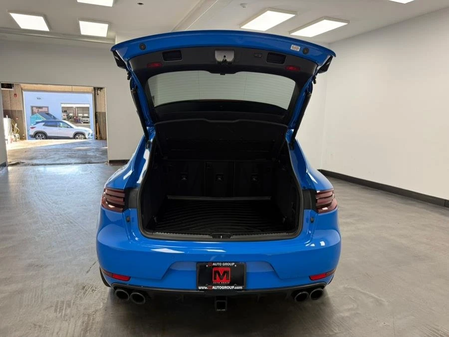 2017 Porsche Macan GTS - Image 17 of 18