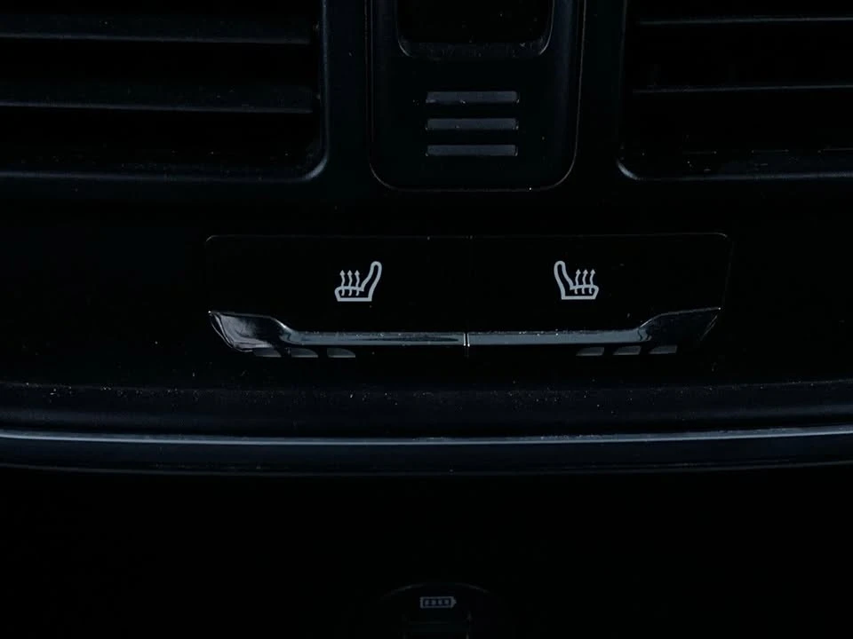 2017 Porsche Macan GTS - Image 13 of 19