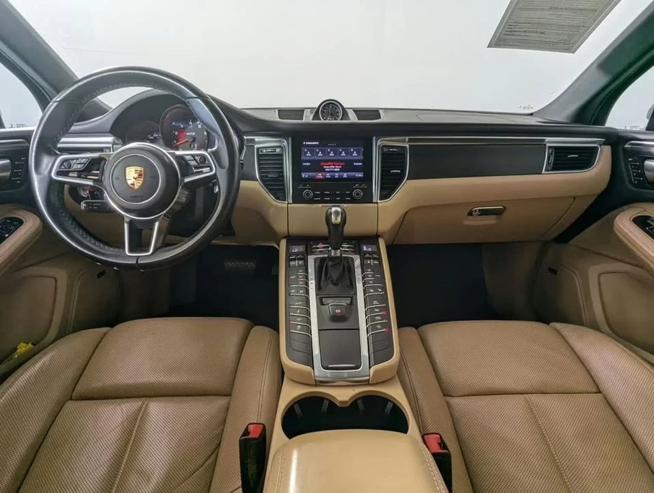 2017 Porsche Macan GTS - Image 2 of 13