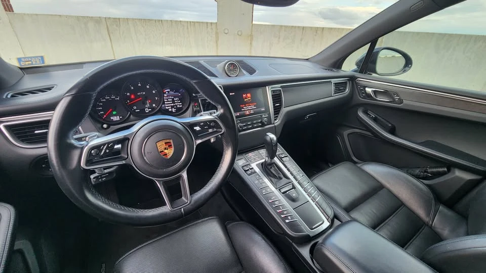 2017 Porsche Macan GTS - Image 9 of 9