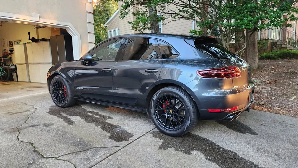 2017 Porsche Macan GTS - Image 3 of 9