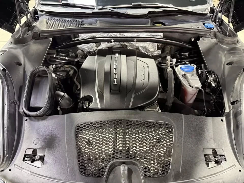 2017 Porsche Macan - Image 20 of 20