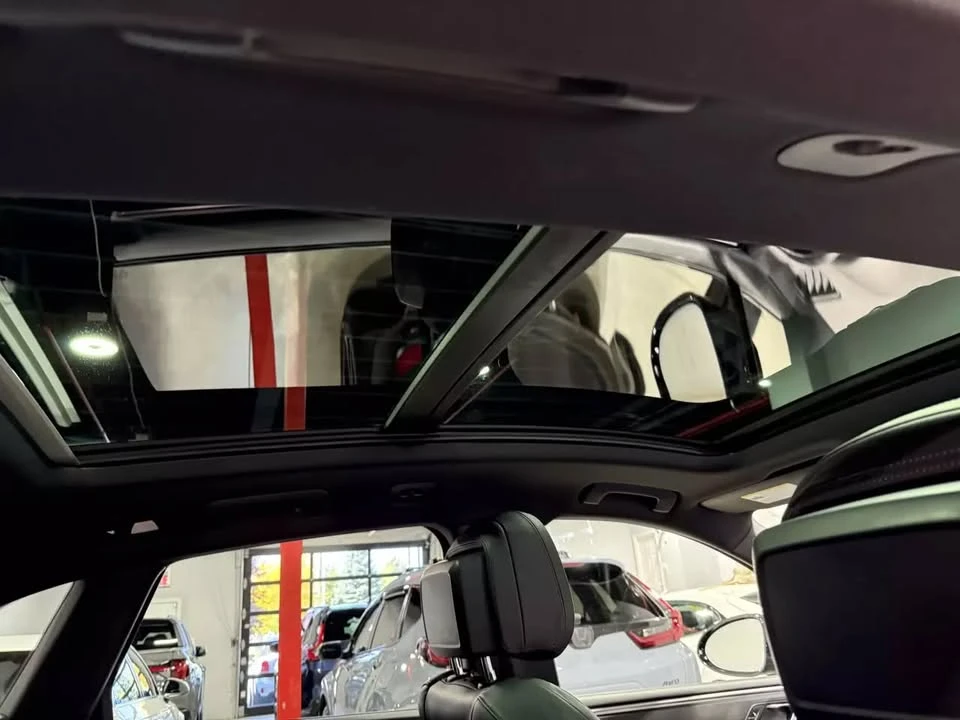 2017 Porsche Macan - Image 11 of 20