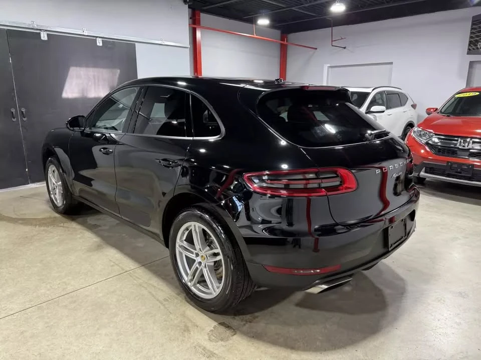 2017 Porsche Macan - Image 3 of 20