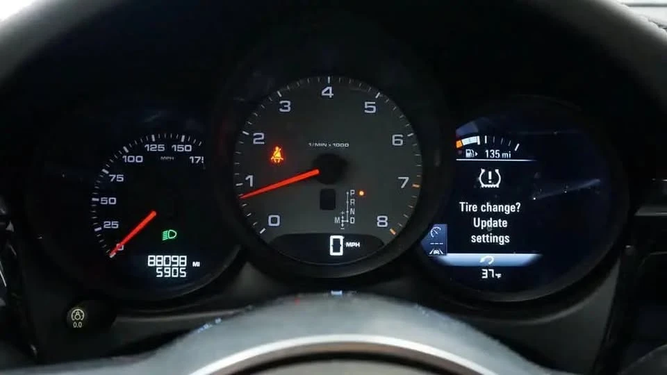 2017 Porsche Macan S - Image 19 of 20