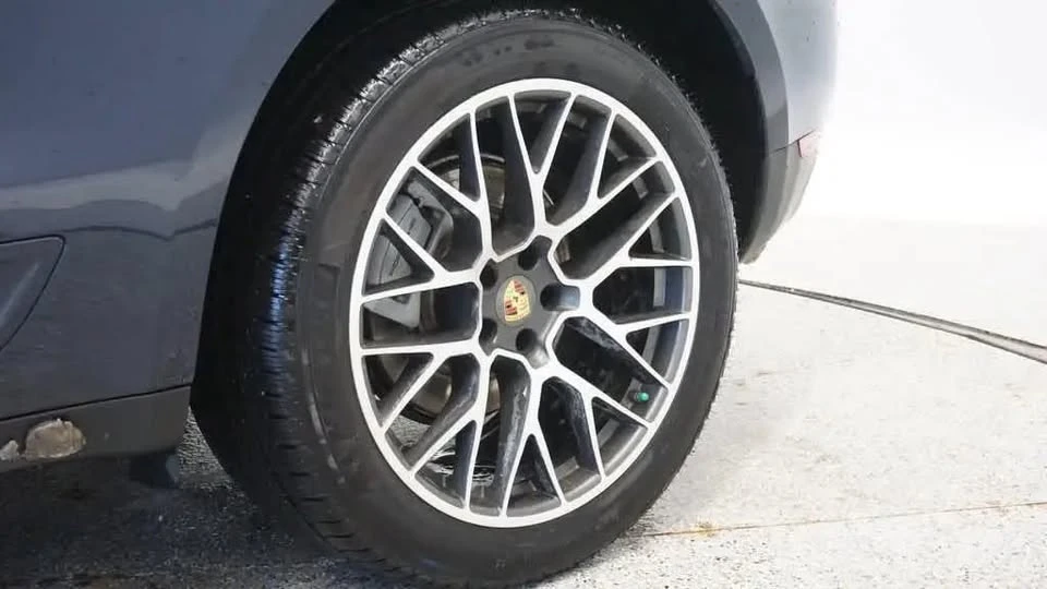2017 Porsche Macan S - Image 9 of 20