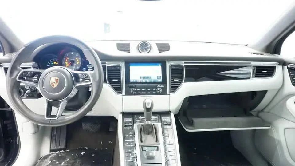 2017 Porsche Macan S - Image 12 of 20