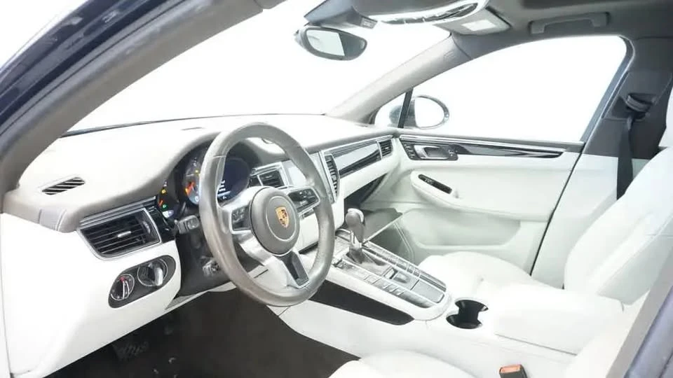 2017 Porsche Macan S - Image 14 of 20