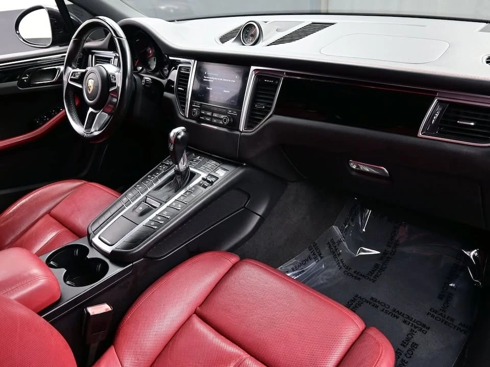 2017 Porsche Macan S - Image 7 of 9
