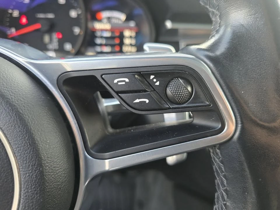 2017 Porsche Macan S - Image 17 of 20