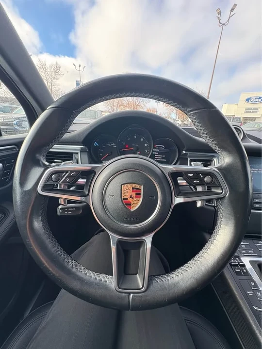 2017 Porsche Macan S - Image 7 of 17