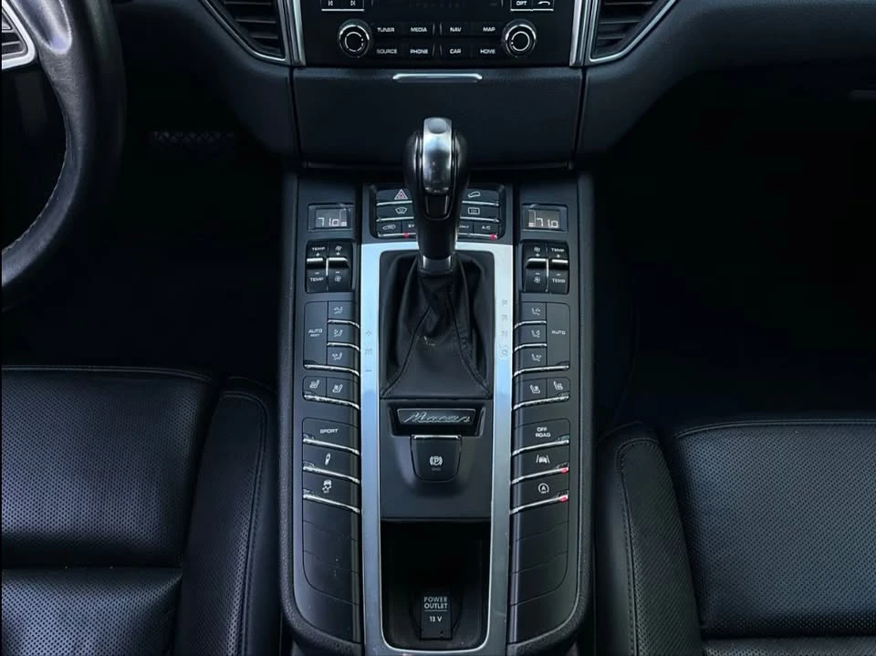 2017 Porsche Macan S - Image 11 of 20