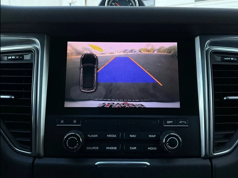 2017 Porsche Macan S - Image 19 of 20