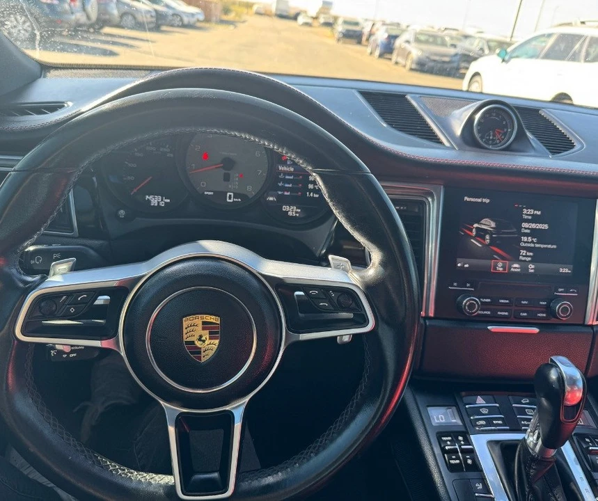 2017 Porsche Macan S - Image 11 of 15