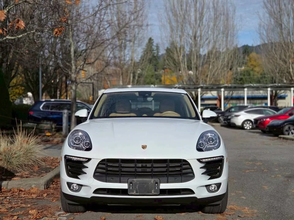2017 Porsche Macan S - Image 2 of 5