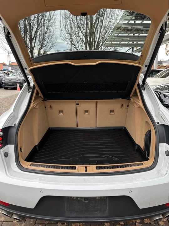 2017 Porsche Macan S - Image 14 of 15