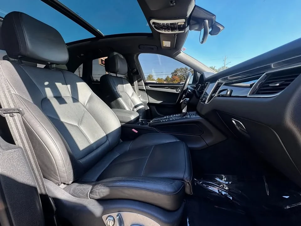 2017 Porsche Macan S - Image 12 of 20