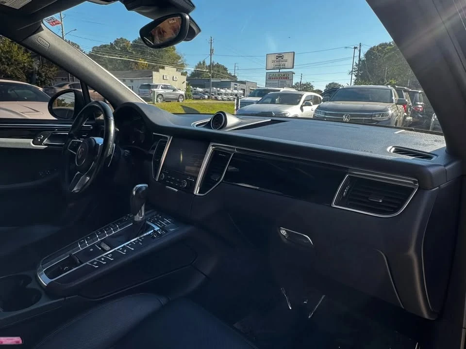 2017 Porsche Macan S - Image 11 of 20
