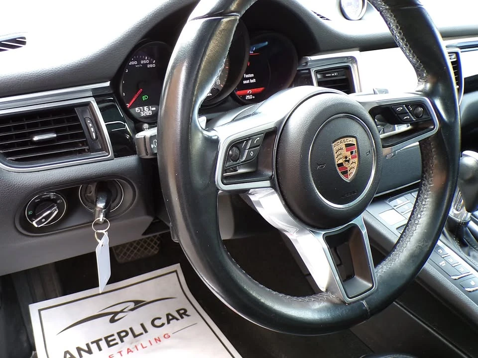 2017 Porsche Macan S - Image 14 of 20
