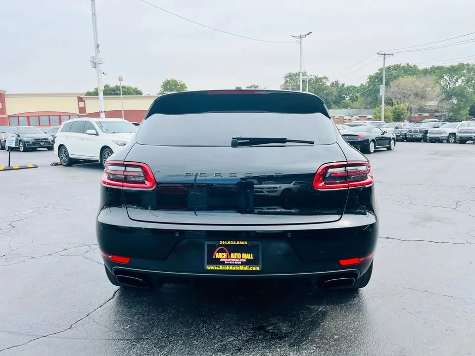 2017 Porsche Macan - Image 4 of 20