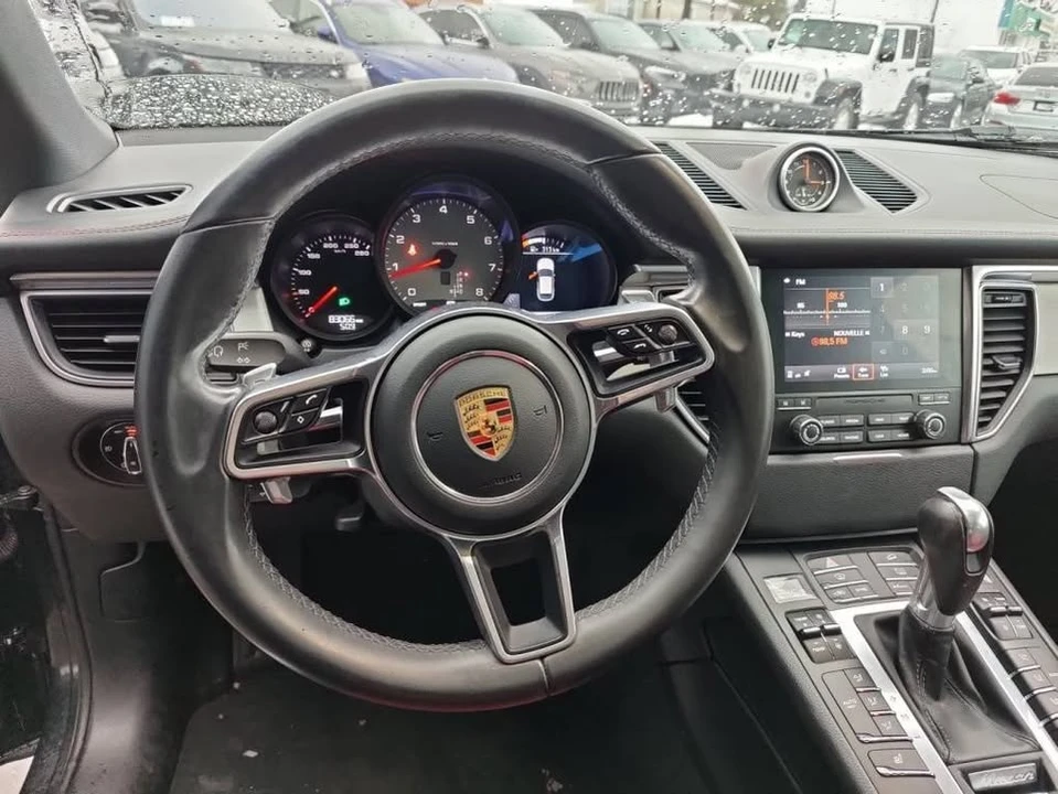 2017 Porsche Macan S - Image 10 of 15