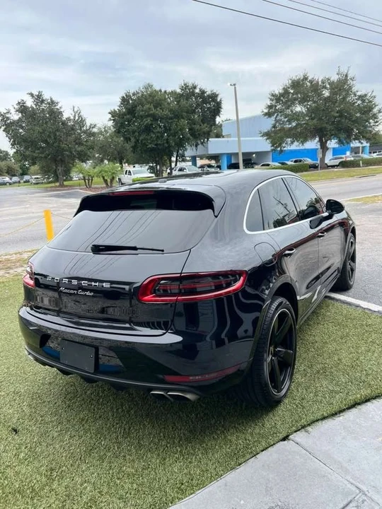 2017 Porsche Macan Turbo - Image 5 of 13