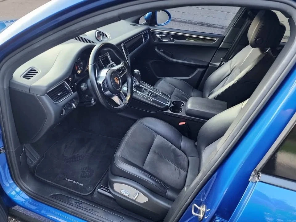 2017 Porsche Macan - Image 5 of 9