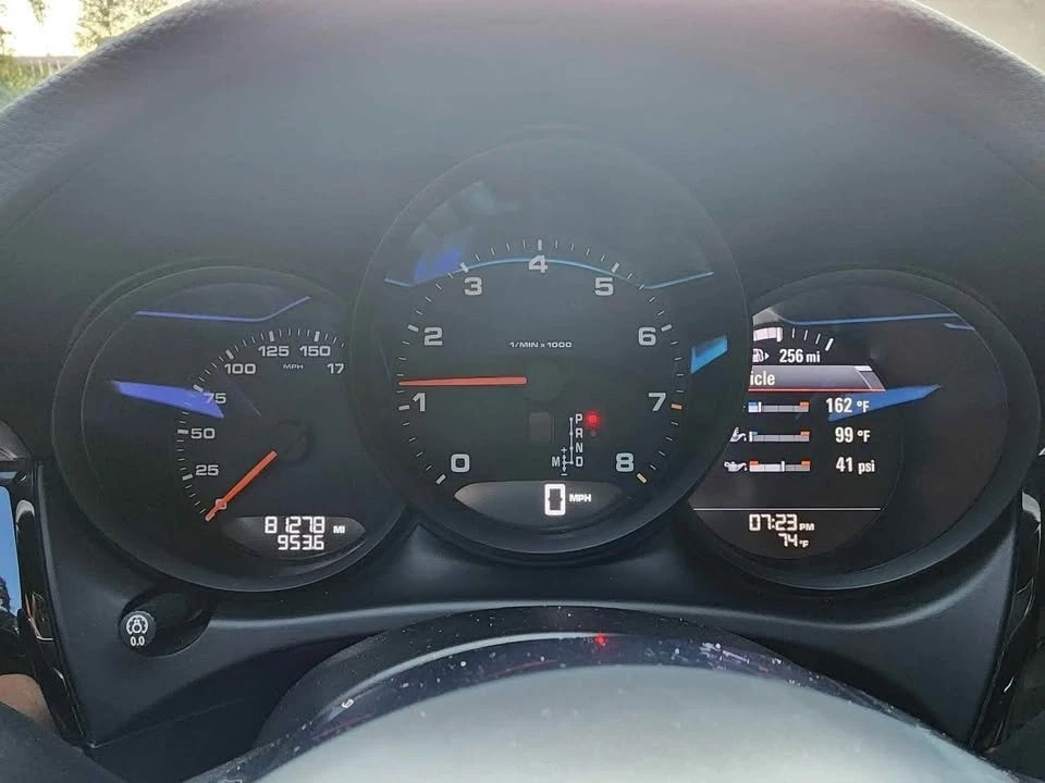 2017 Porsche Macan - Image 9 of 9
