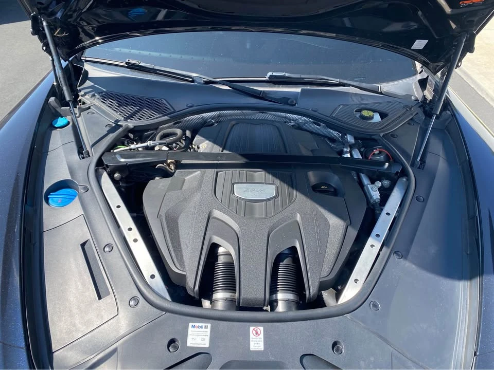 2017 Porsche 971 Panamera - Image 11 of 12