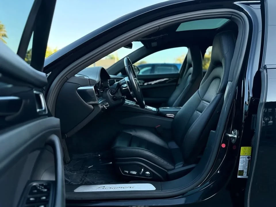 2017 Porsche 971 Panamera - Image 8 of 20