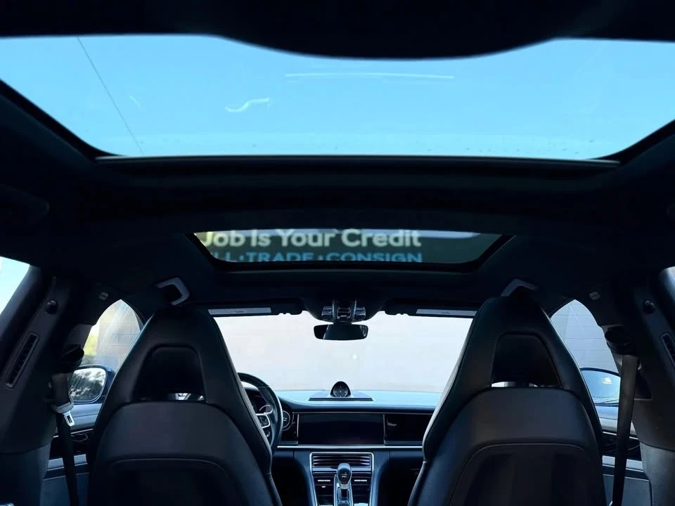 2017 Porsche 971 Panamera - Image 19 of 20