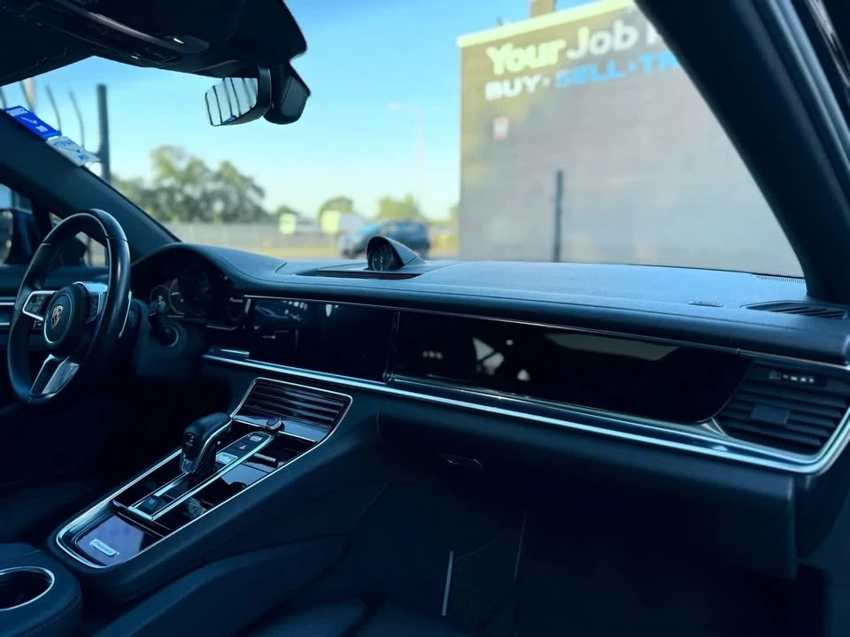 2017 Porsche 971 Panamera - Image 12 of 20