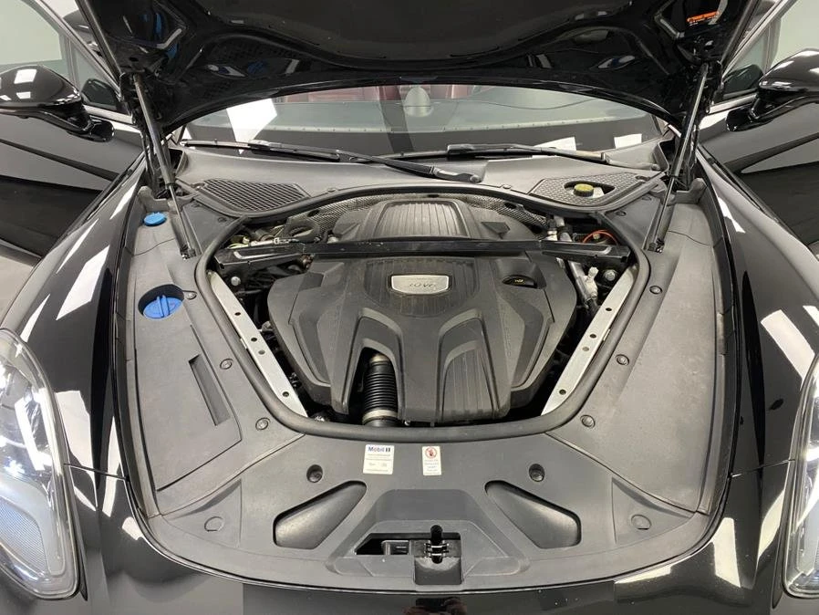 2017 Porsche 971 Panamera - Image 16 of 18