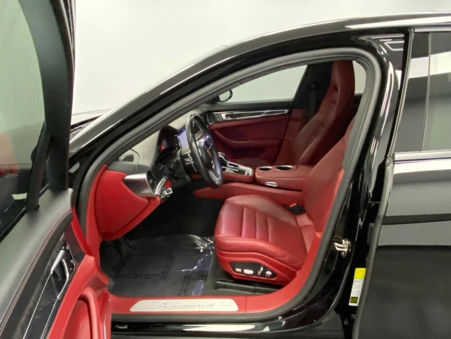 2017 Porsche 971 Panamera - Image 8 of 18