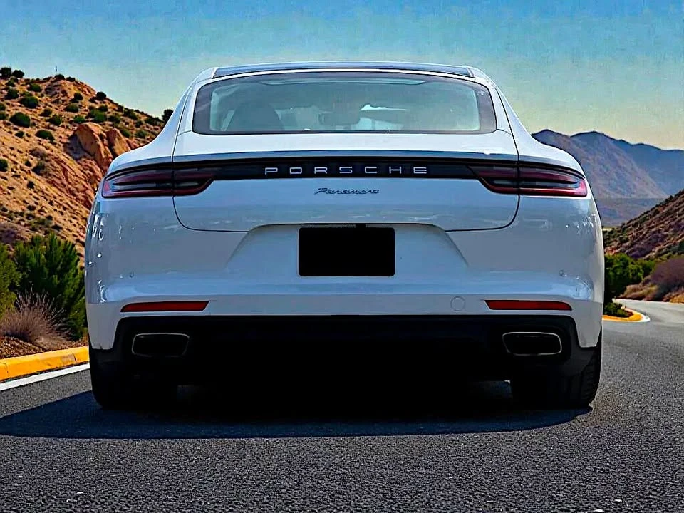 2017 Porsche 971 Panamera - Image 6 of 20