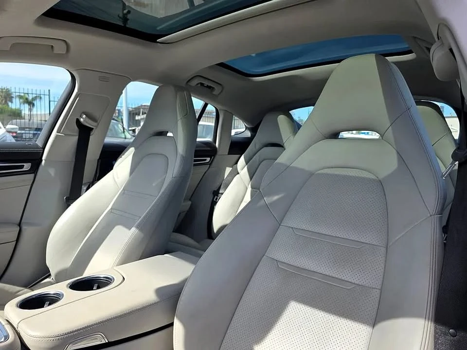 2017 Porsche 971 Panamera - Image 13 of 20