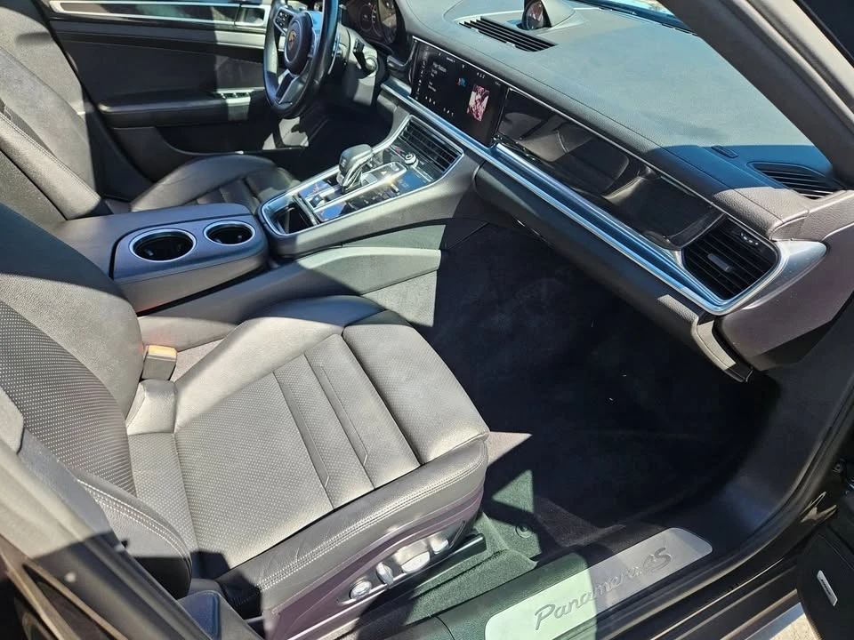 2017 Porsche 971 Panamera S - Image 19 of 20