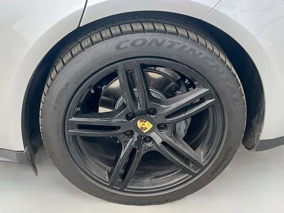 2017 Porsche 971 Panamera S - Image 8 of 16