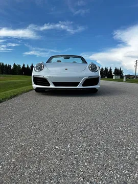 2017 Porsche 911 Carrera 4 Cabriolet
