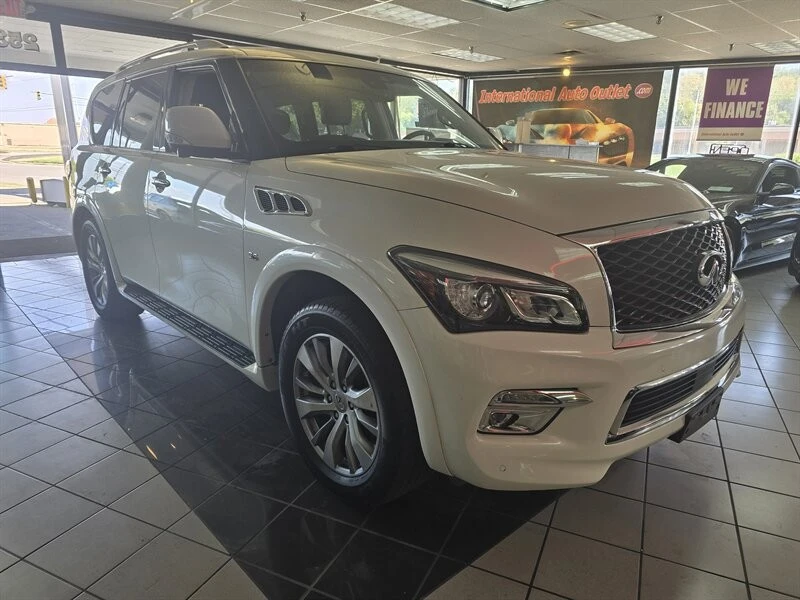 2017 Infiniti QX80 - Image 3 of 4