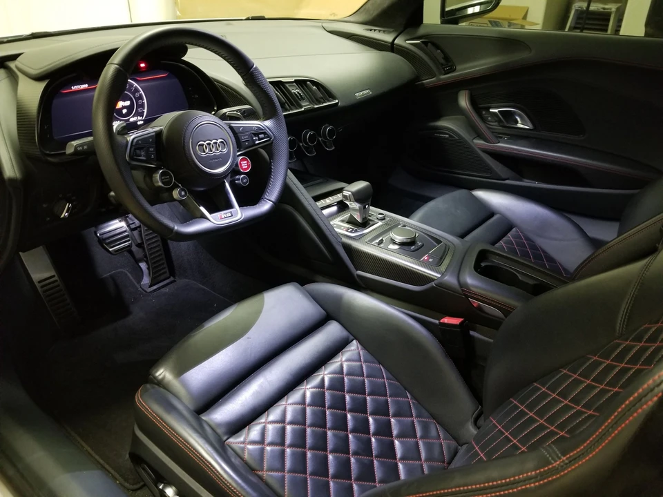 2017 Audi 4S R8 - Image 4 of 4