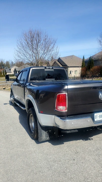 2017 Ram 3500 - Image 3 of 13