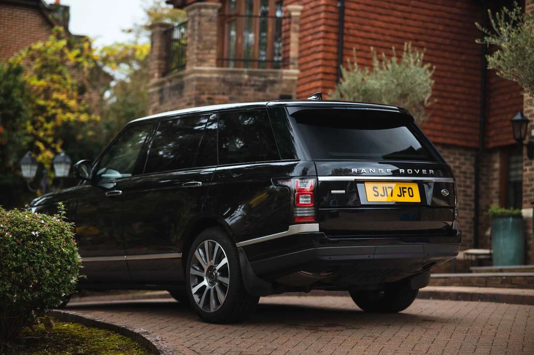 2017 Land Rover Range Rover L405 - Image 11 of 31