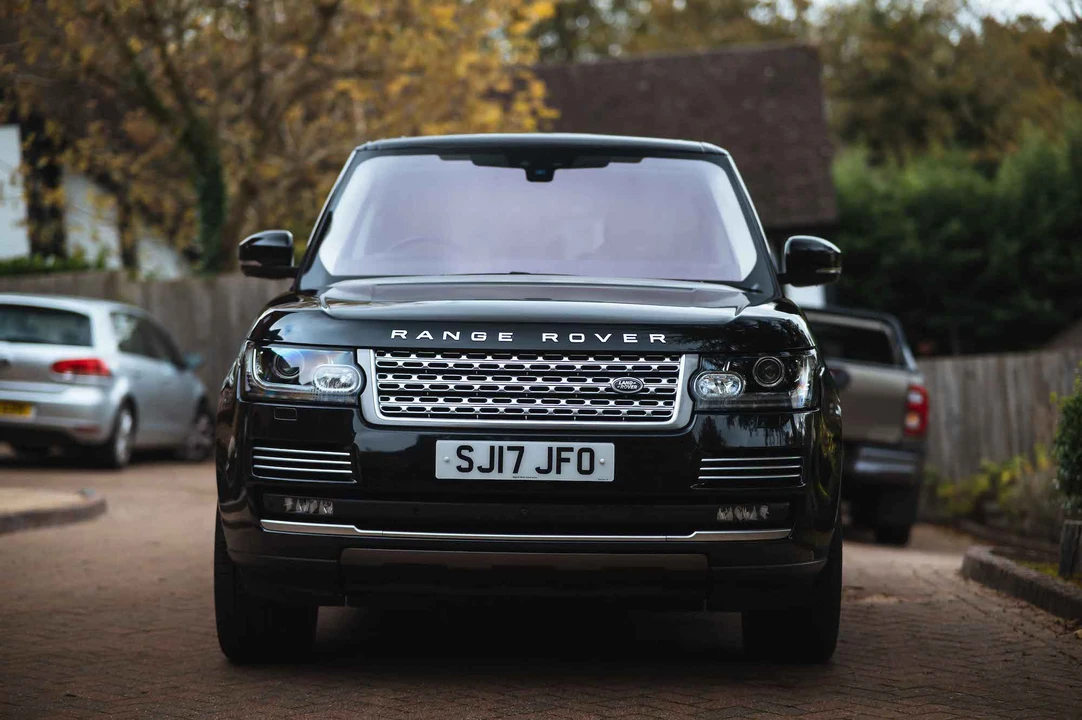 2017 Land Rover Range Rover L405 - Image 3 of 31