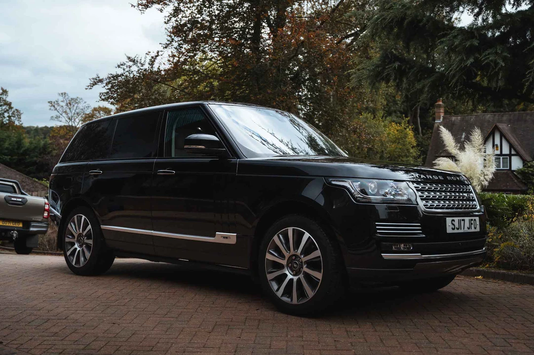 2017 Land Rover Range Rover L405 - Image 4 of 31